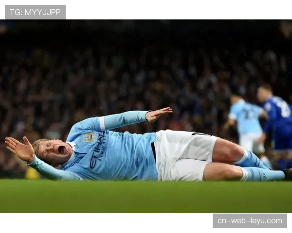 摩纳哥双后腰侧重拦截协防 但核心伤停致中场控制力锐减 摩纳哥双后腰侧重拦截协防 但核心伤停致中场控制力锐减